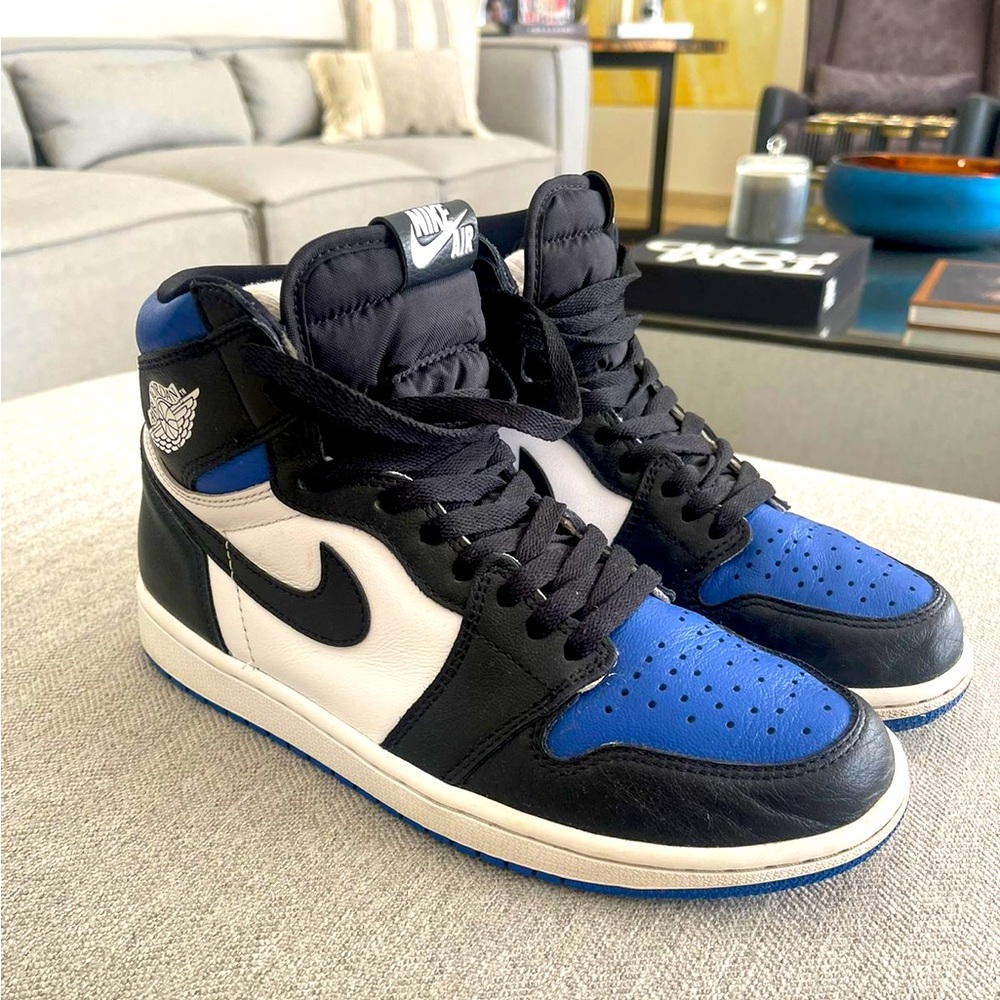 AIR JORDAN 1 RETRO HIGH OG
"Royal Toe"